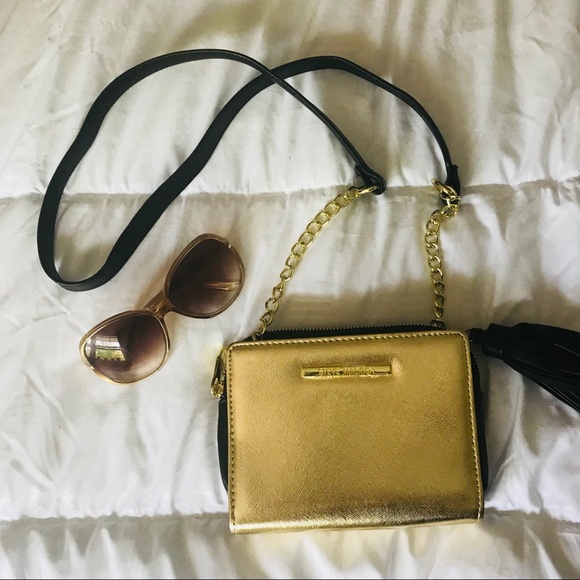 Steve Madden Handbags - Gold Steve Madden bag with sunglasses